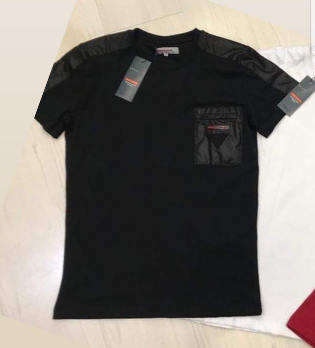 Мъжки тениски различни модели