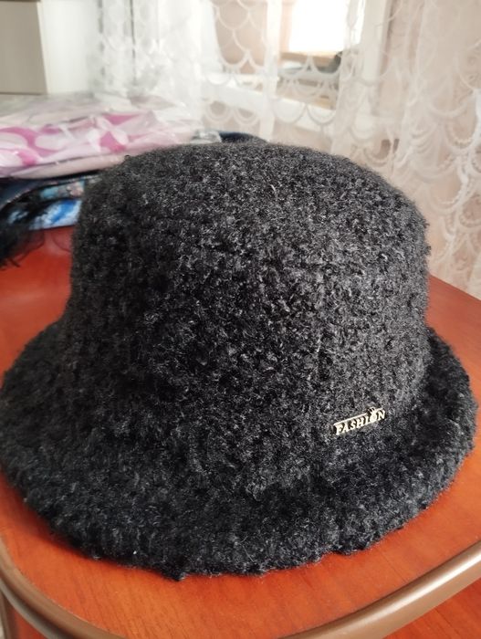 Продам шапку и платок