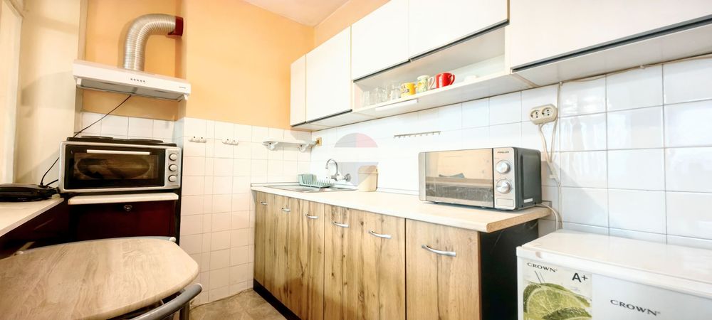 Дава се под наем Двустаен апартамент в Варна, Базар Левски - 60 кв.м за 500 € - Снимка #3