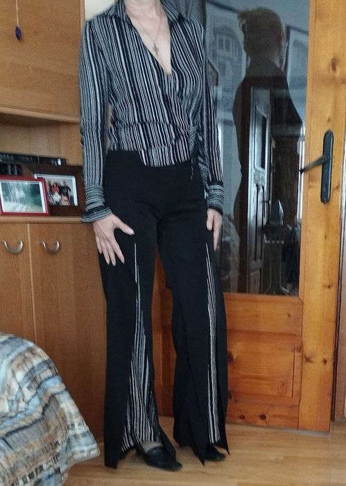 Ефектен дамски костюм