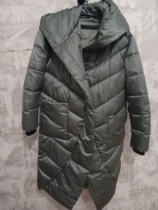 Продам куртки все по 10000