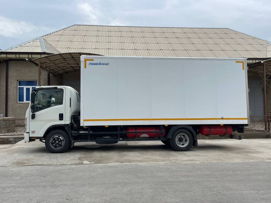 Isuzu yuk tashish mashinasi