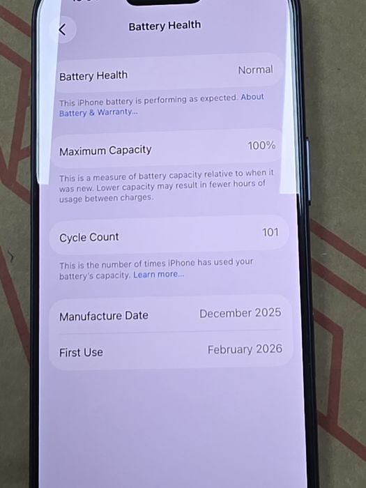 КАТО НОВ 256GB iPhone 17 Pro A1 Гаранция 2028 Deep Blue