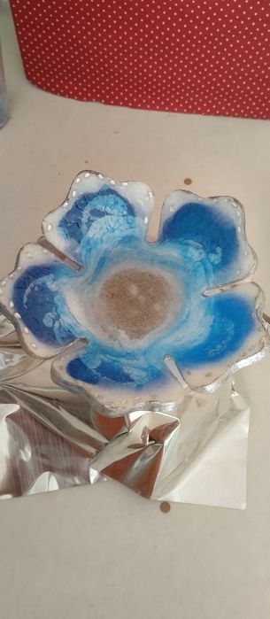 Уникати от епоксидна смола