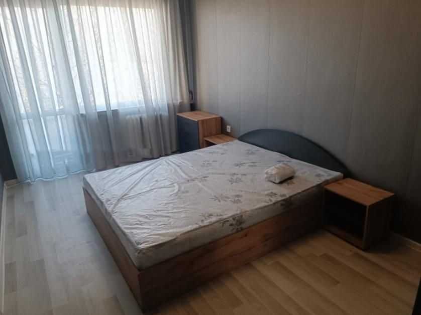 Тристаен апартамент под наем в кв. Красна поляна