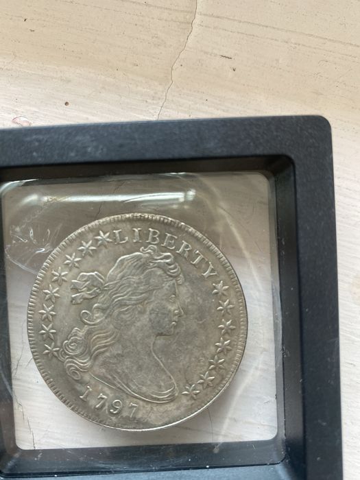 Продам американскую монету