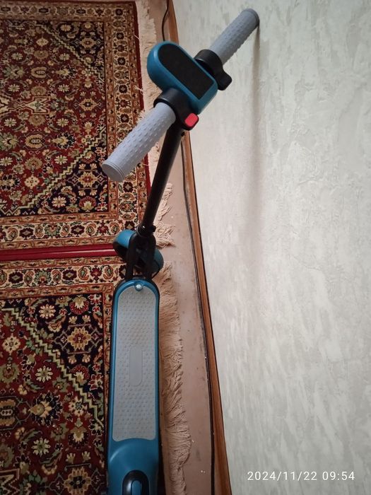 Электросамокат...