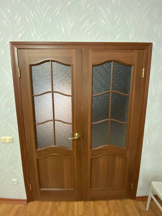 Продам двери межкомнатные