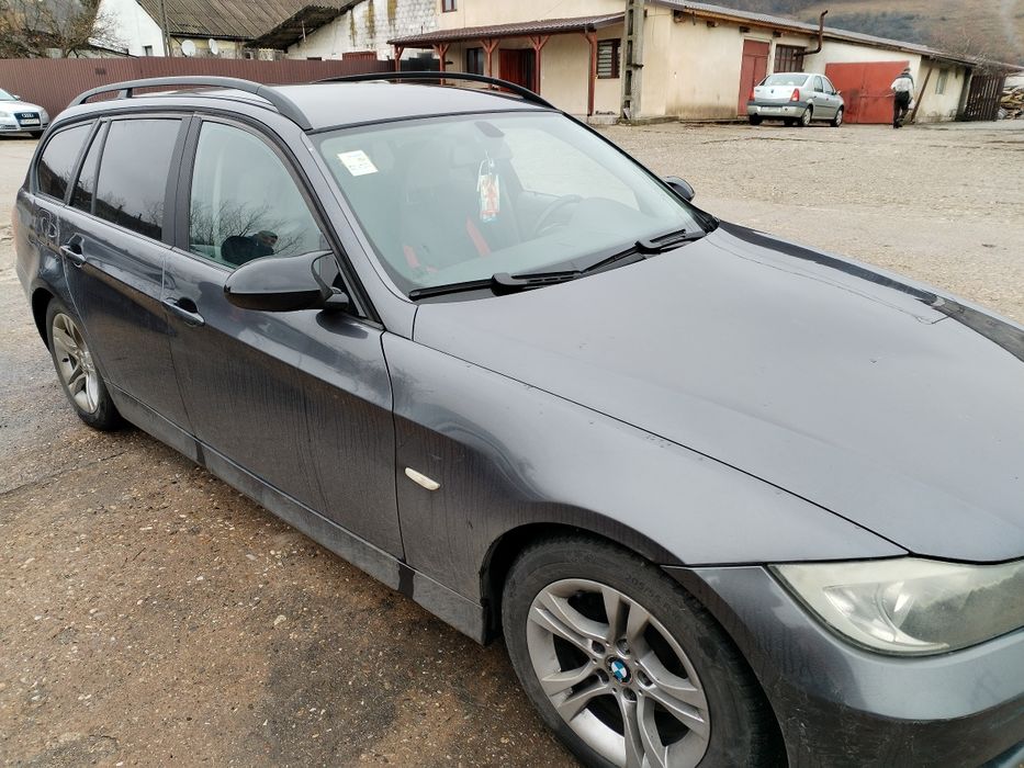 Dezmembrez BMW E91 M47/N47 163/177cp