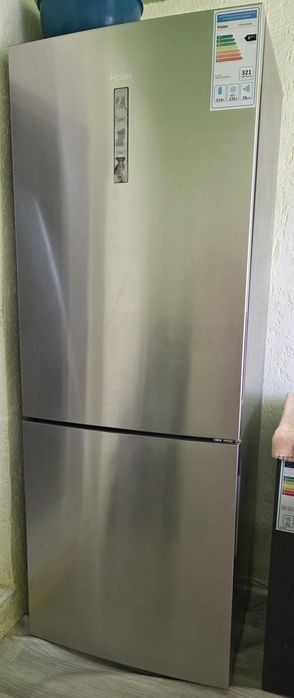 Продам холодильник