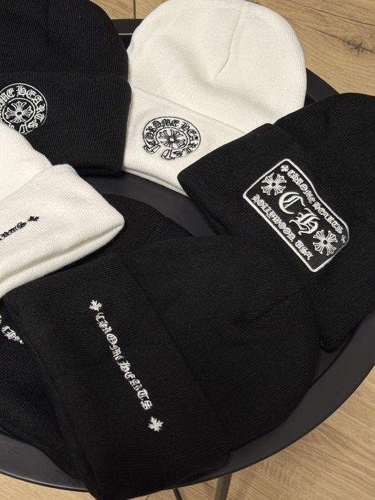 Зимни шапки Chrome Hearts