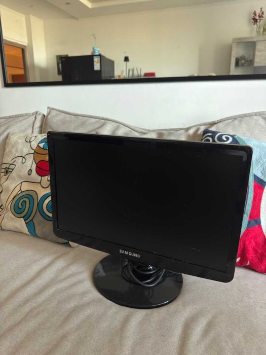 Монитор Samsung Syncmaster SA10