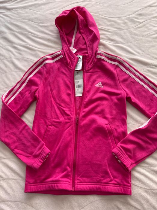 НОВ Анцуг Adidas 152 см - оригинален