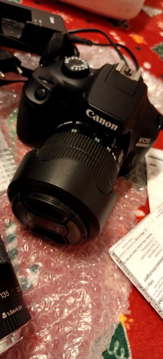 Cameră Canon EOS 4000D