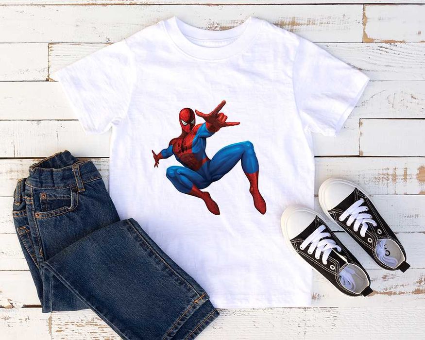 Тениски за цялото семейство със Спайдер-Мен Spiderman