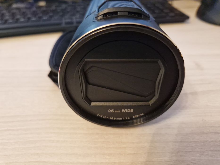 Panasonic HC-VX3 4k camera video