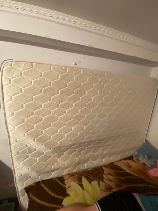 Продам матрас,б/у