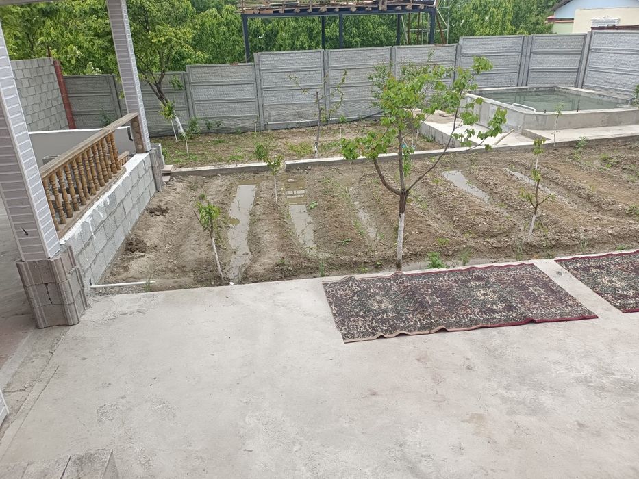 Дала ховли сотилади