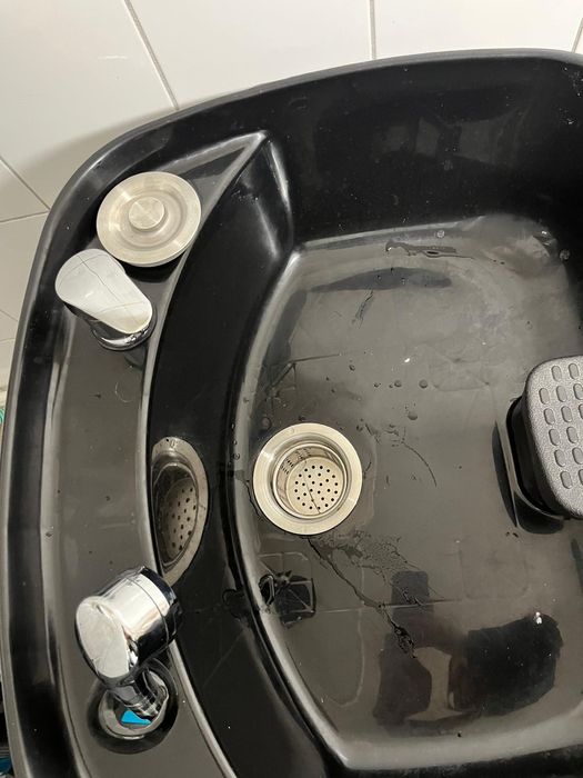 Scafa coafor ca noua