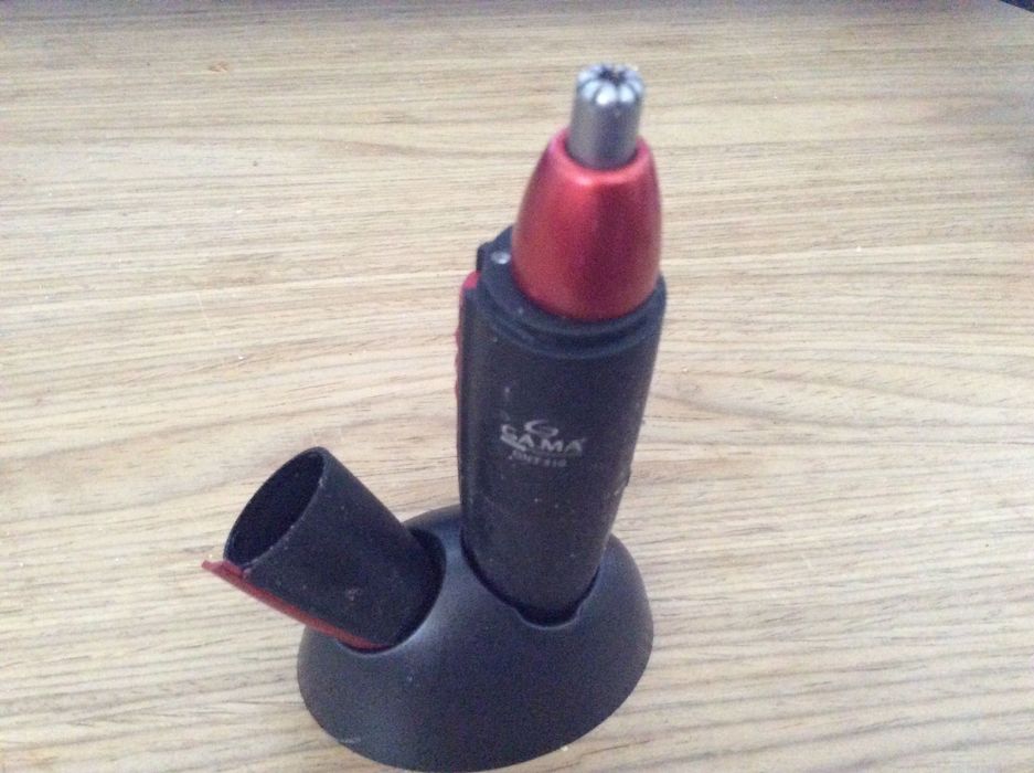 Тример за нос ...