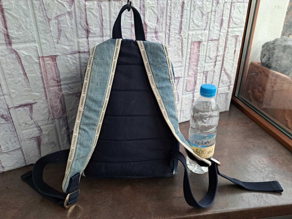 дамска раница.малка дънкова чанта,раничка,Tommy Hilfiger