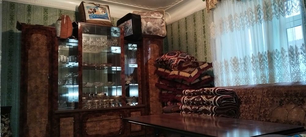 Ховли уй сотилади