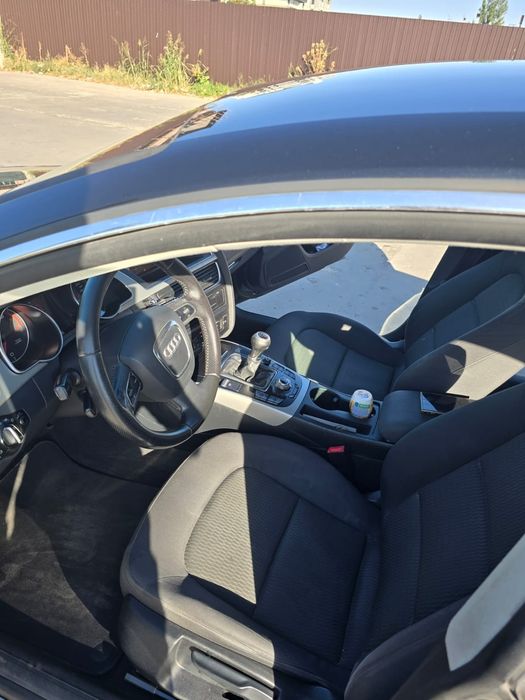 Vând Audi A5 2010 , preț 6000 negociabil!