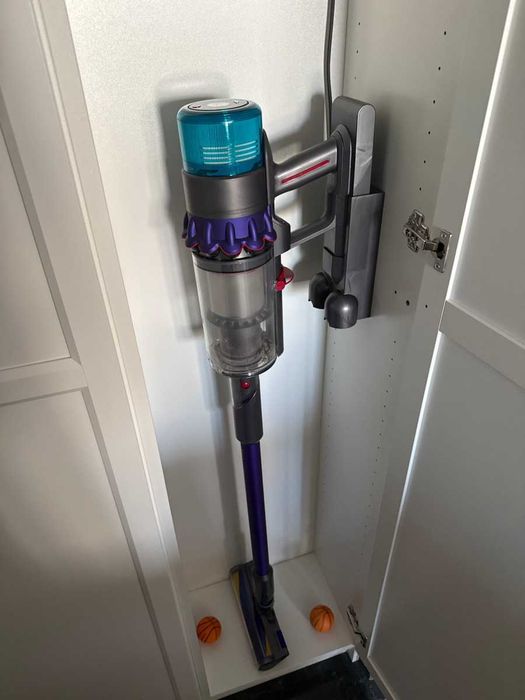 Вертикална прахосмукачка Dyson Gen5 Detect Absolute