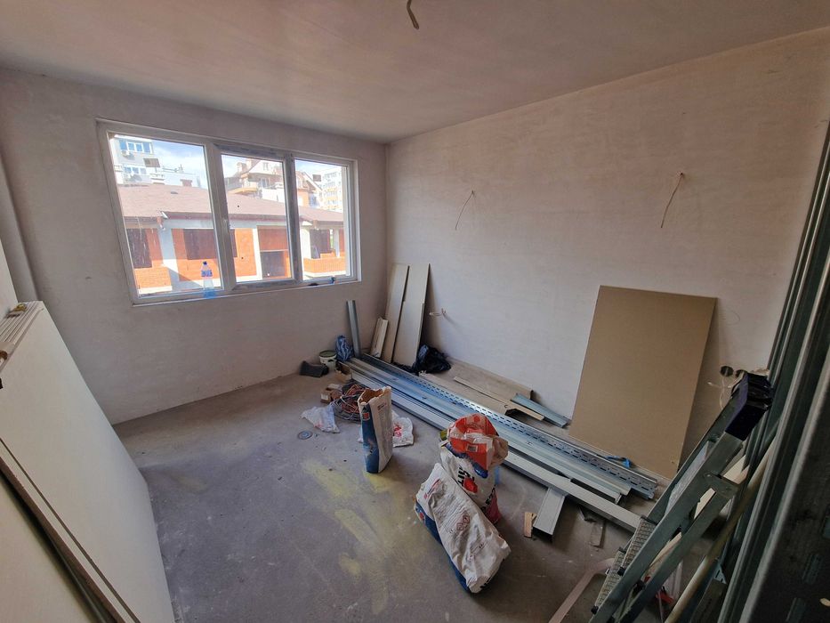 Тристаен апартамент за продажба в кв. Струмско, гр. Благоевград