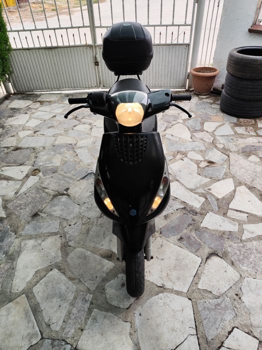 Скутер за продажба Piaggio ZIP 100
