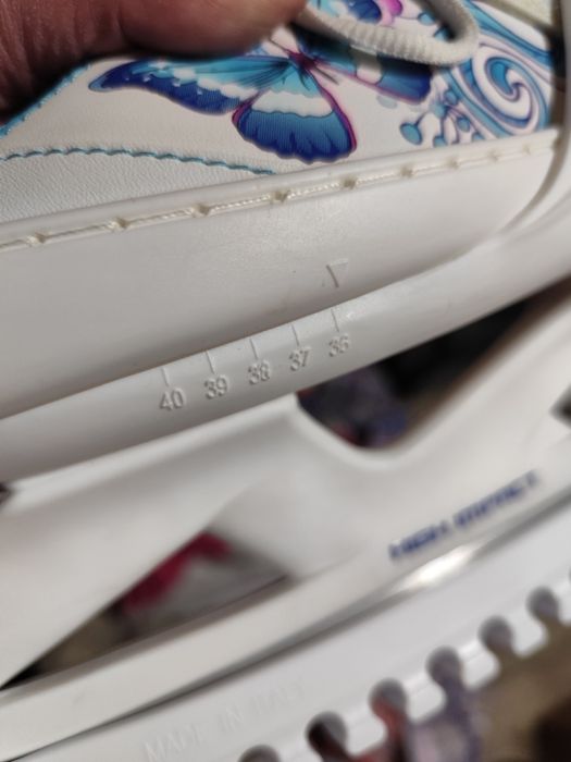 Коньки ледовые подростковые