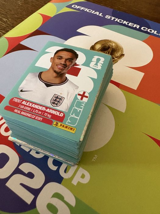 Panini World Cup стикери: 200 стикера