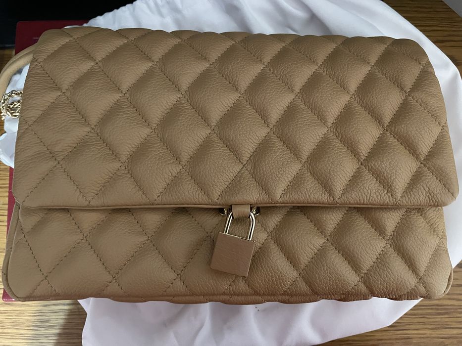 Poseta Caresta Grace medium- Camel