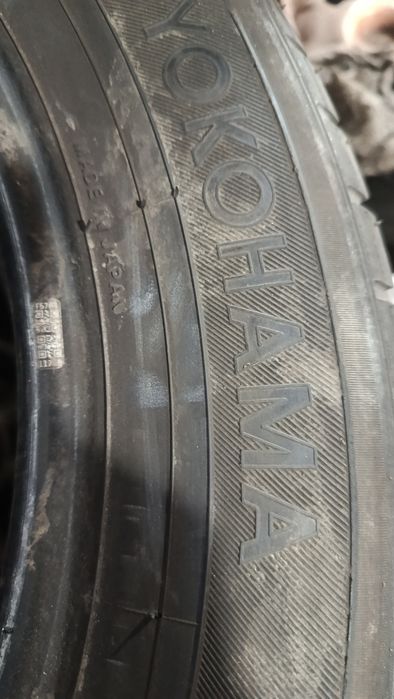 Yokogama 215/60/17 летняя
