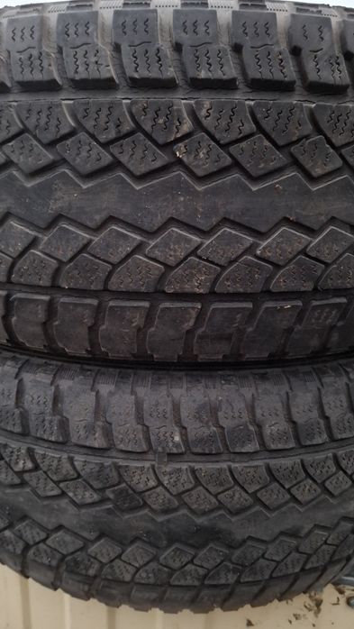 Продам два колеса  на R16