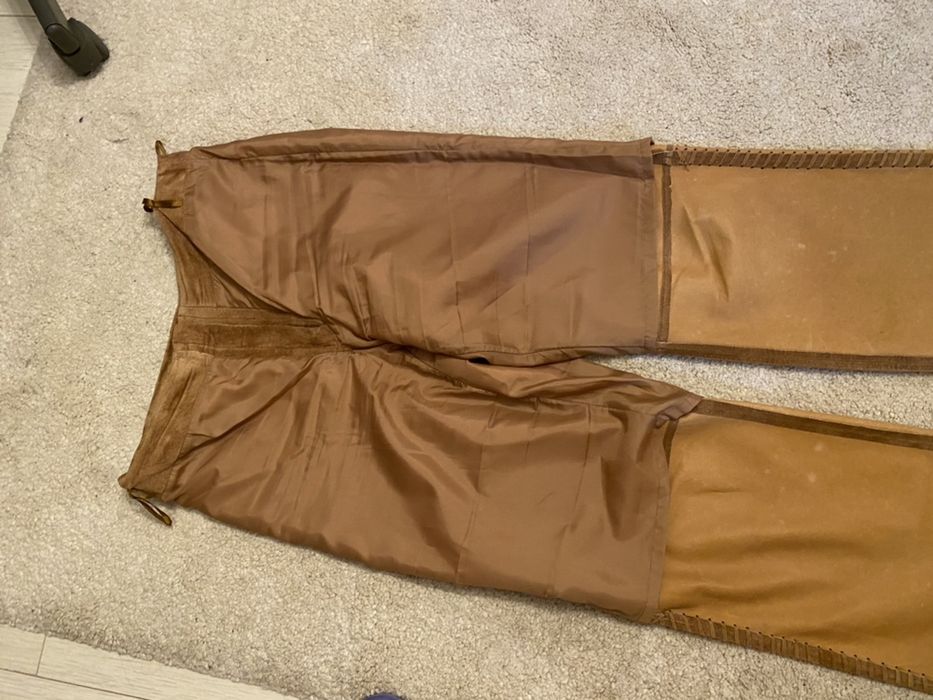 pantaloni-dama-piele naturala/caprioara-marimea M,cul. crem,captusiti