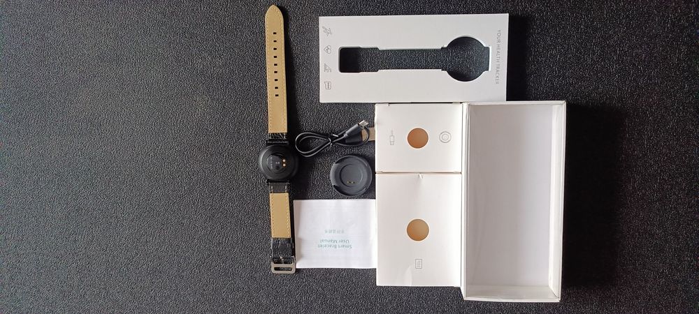Vând ceas Smartwatch Health Trackerr