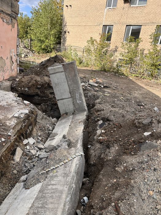 Бетонные блоки, плиты бесплатно