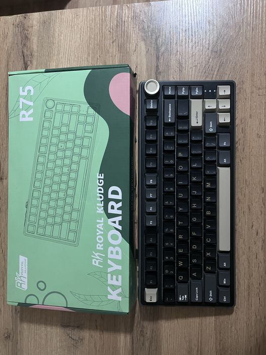 Клавиатура Royal Kludge r75 серые свитчи