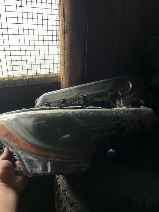 Продам фары  на разные авто