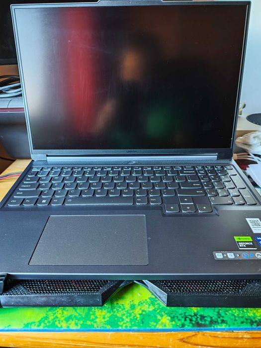 Laptop Gaming Lenovo Legion Slim 5 | i7-13700H | RTX 4070 8GB | 16GB RAM | 1TB SSD | 2K 165Hz | Win 11 Pro | Garantie Emag