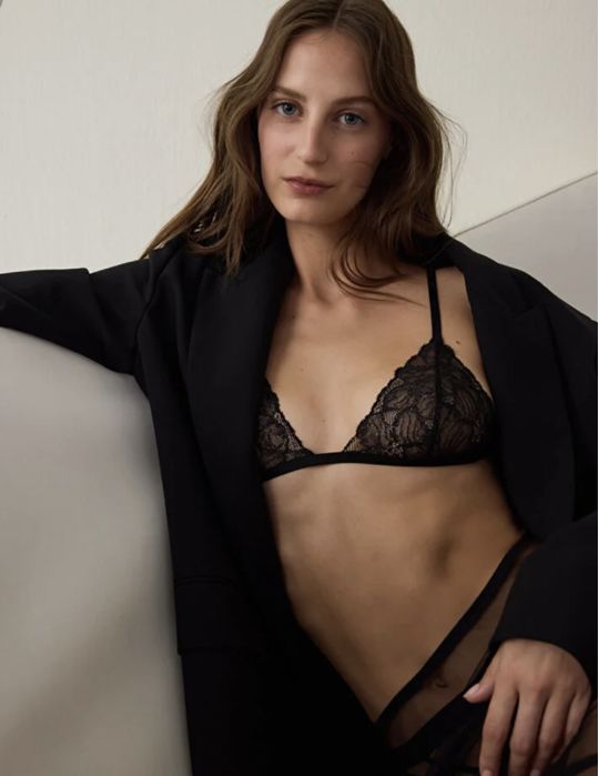 Блейзър и пола Patrizia Pepe, Elisabetta Franchi, Max Mara