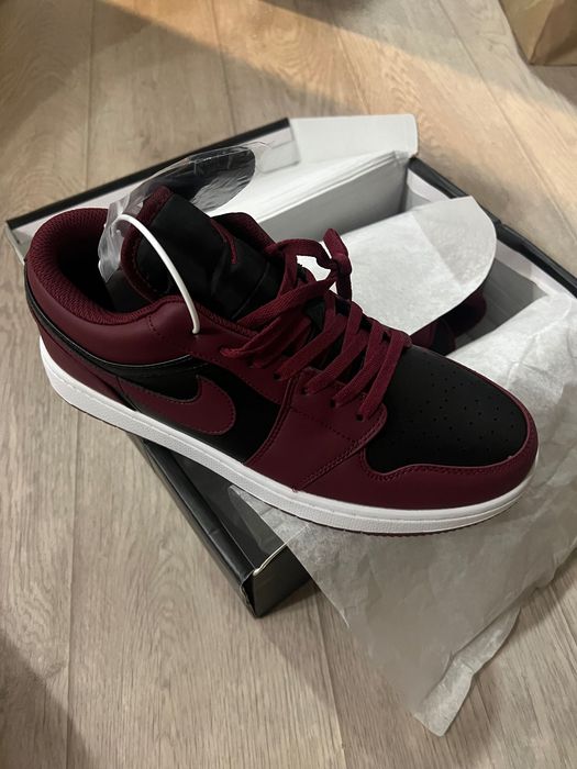 jordan1 low черно бордовая