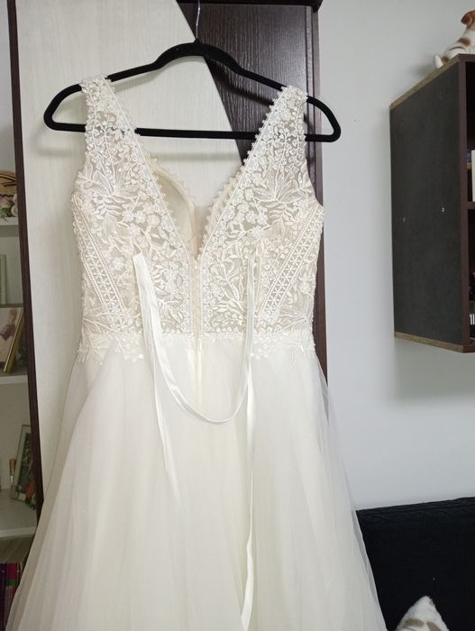 Vând rochie mireasa