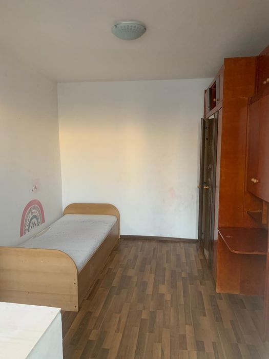 Dau in chitie apartament semidecimandat 2 camere  strafa Aleia Filsturi