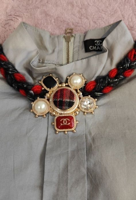 Продам жакет, габилен, блузу Chanel (оригинал).