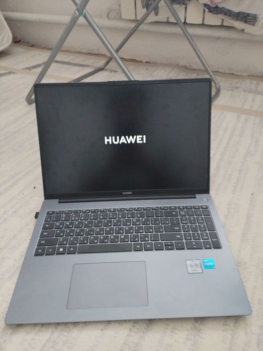 Ультрабук  Huawei Mate book