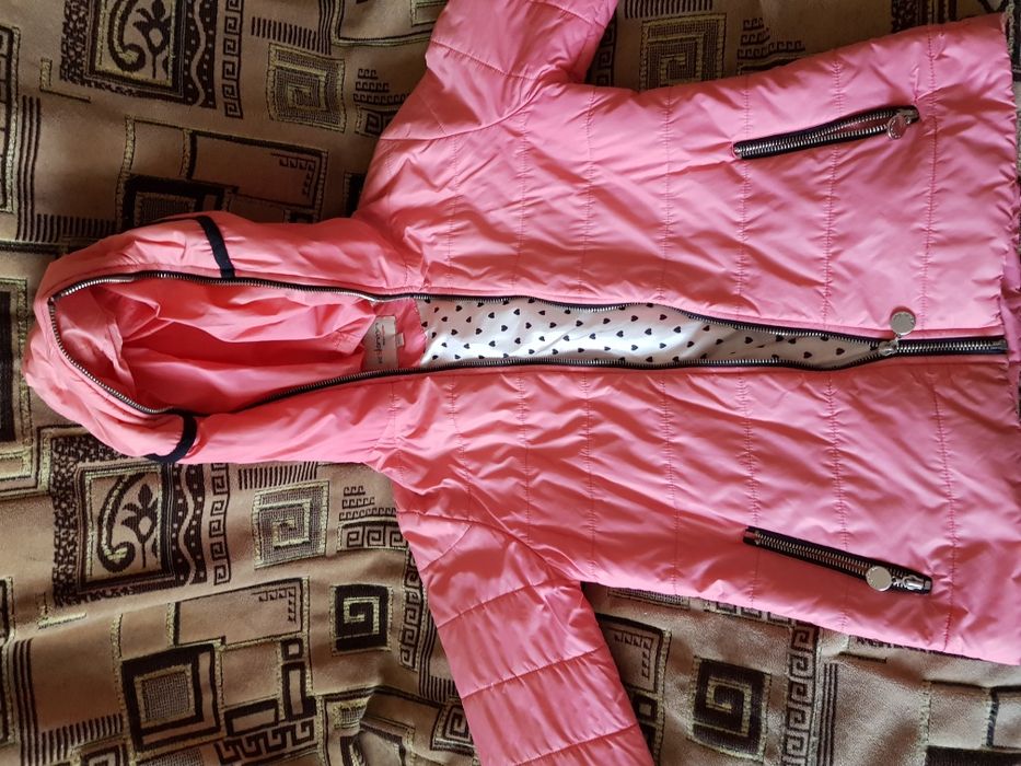 Куртка на девочку