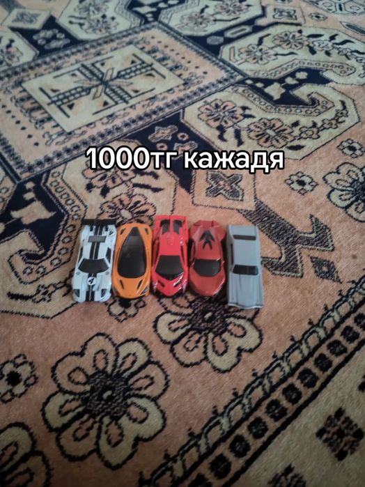 Срочно продам Хотвилс hotwheels!