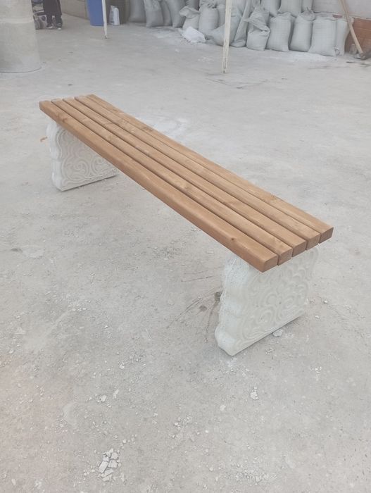 Скамейки и урны уличные